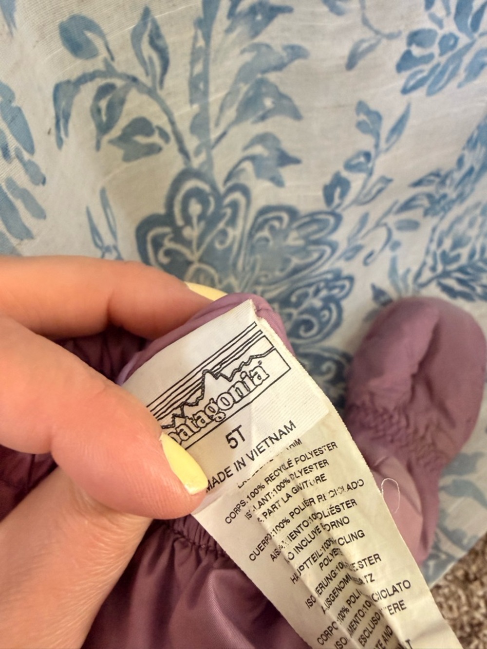 Patagonia Pink Kids Mittens - Dusty Rose - Picture 2 of 3